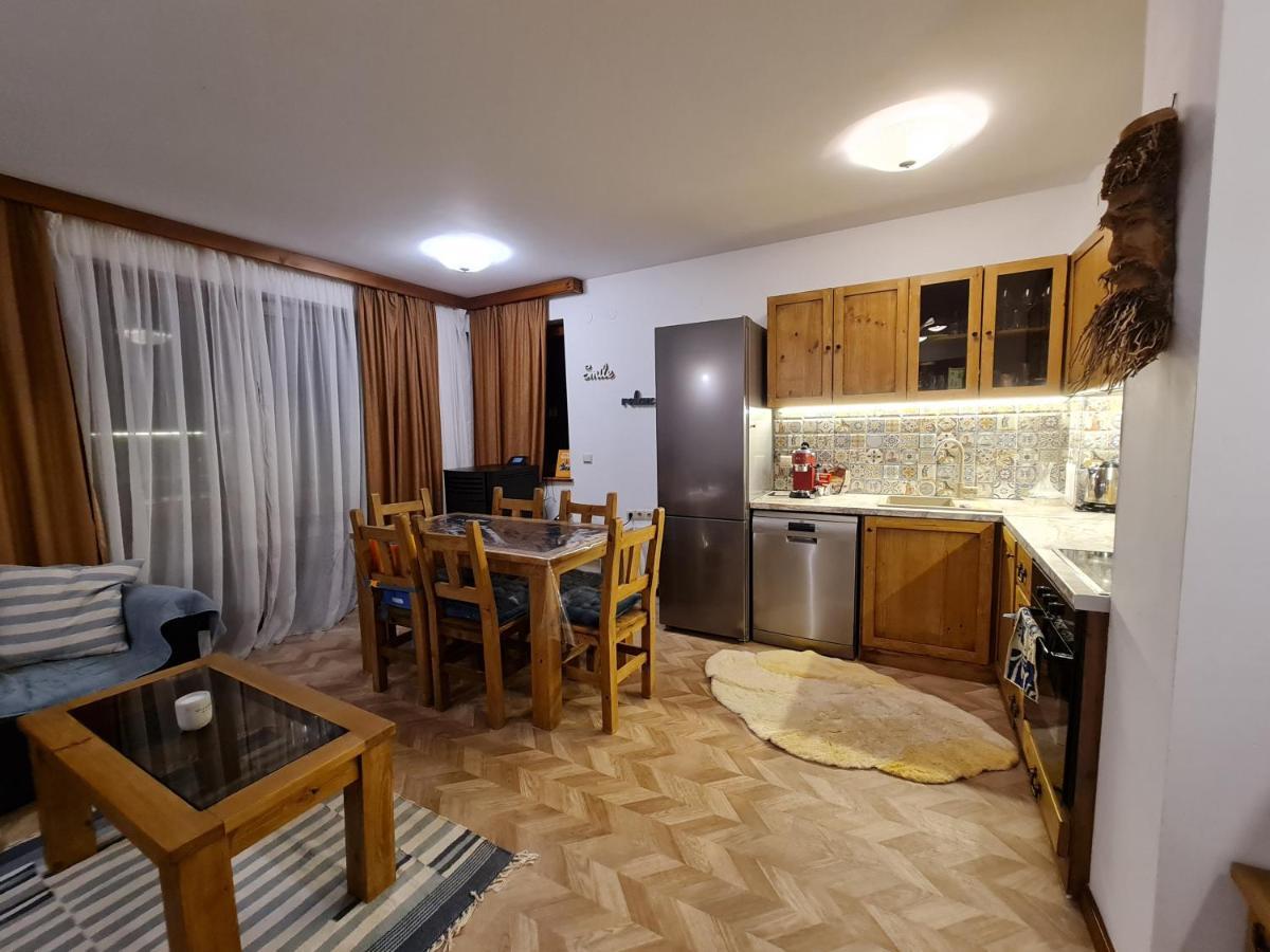 Pirin Golf Apartment Home With Private Garden Bansko Bagian luar foto