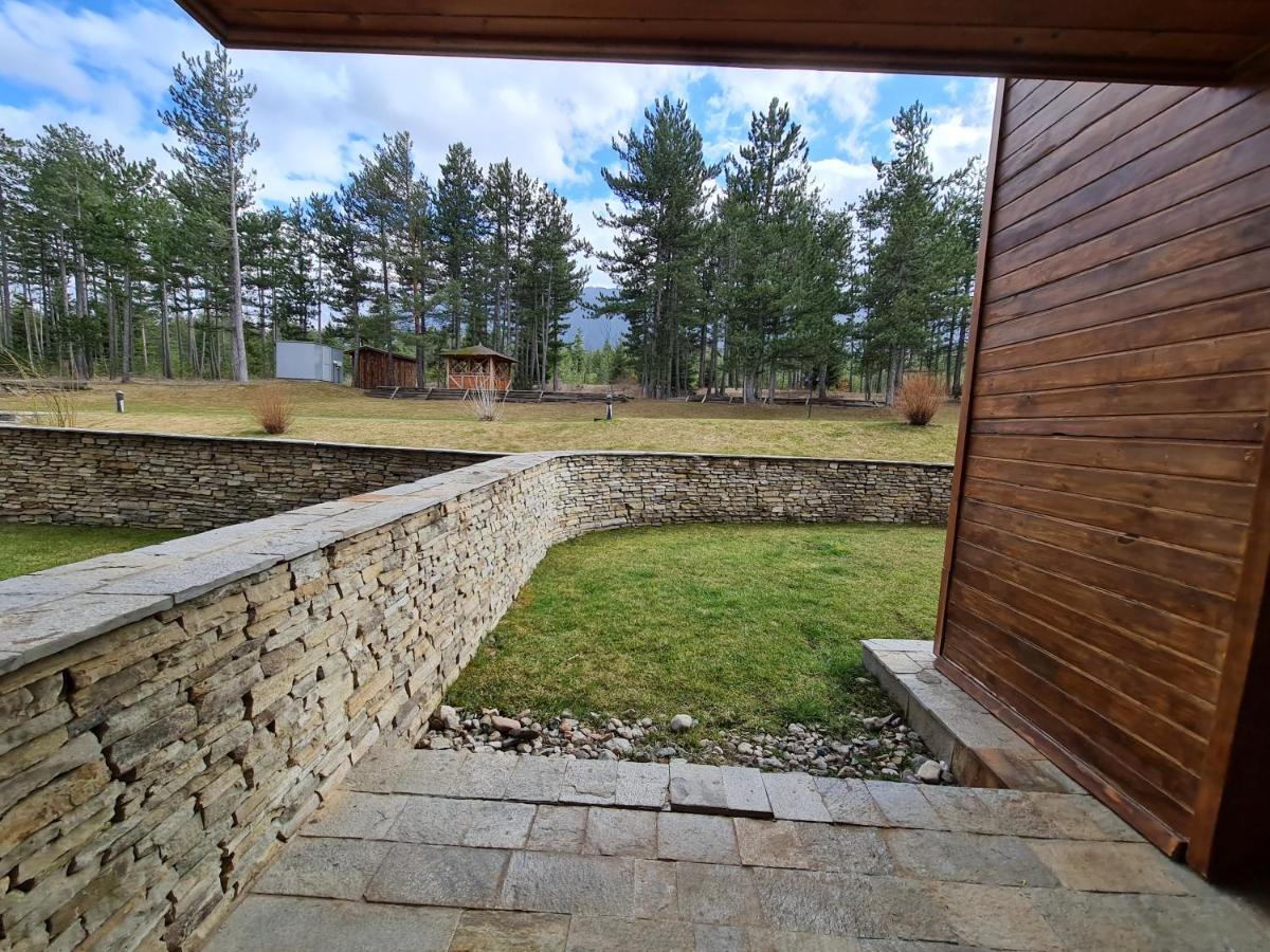 Pirin Golf Apartment Home With Private Garden Bansko Bagian luar foto